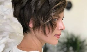 Easy hairstyles for shortish hair