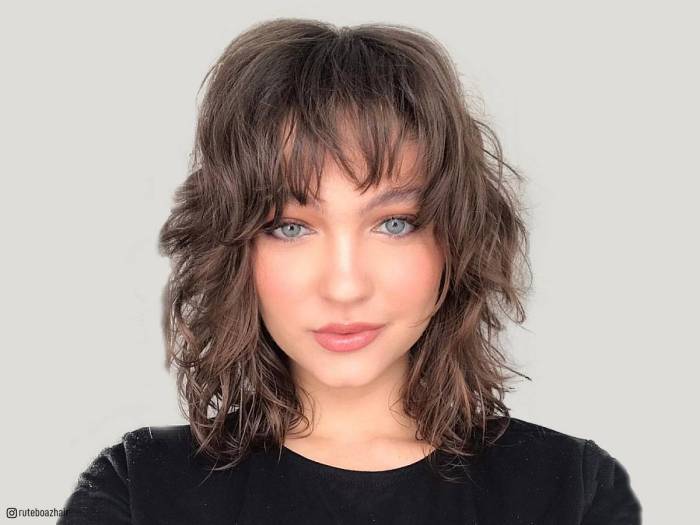 Hairstyles for short hair with bangs and layers